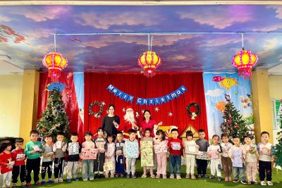 HOẠT ĐỘNG ” BÉ VUI CÙNG ÔNG GIÀ NOEL” CỦA TRƯỜNG MẦM NON D PHƯỜNG TIÊN SƠN